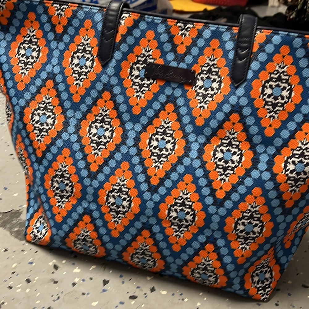 NWOT Lg Vera Bradley Tote Bag